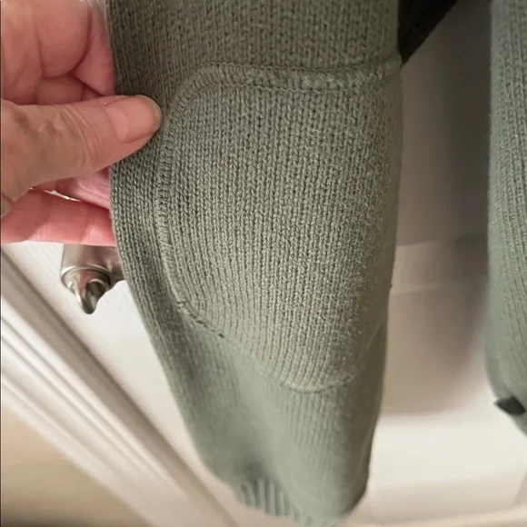 VTG Izod Men's Olive Zip-Up Hooded Sweater SZ XL - Picture 4 of 5